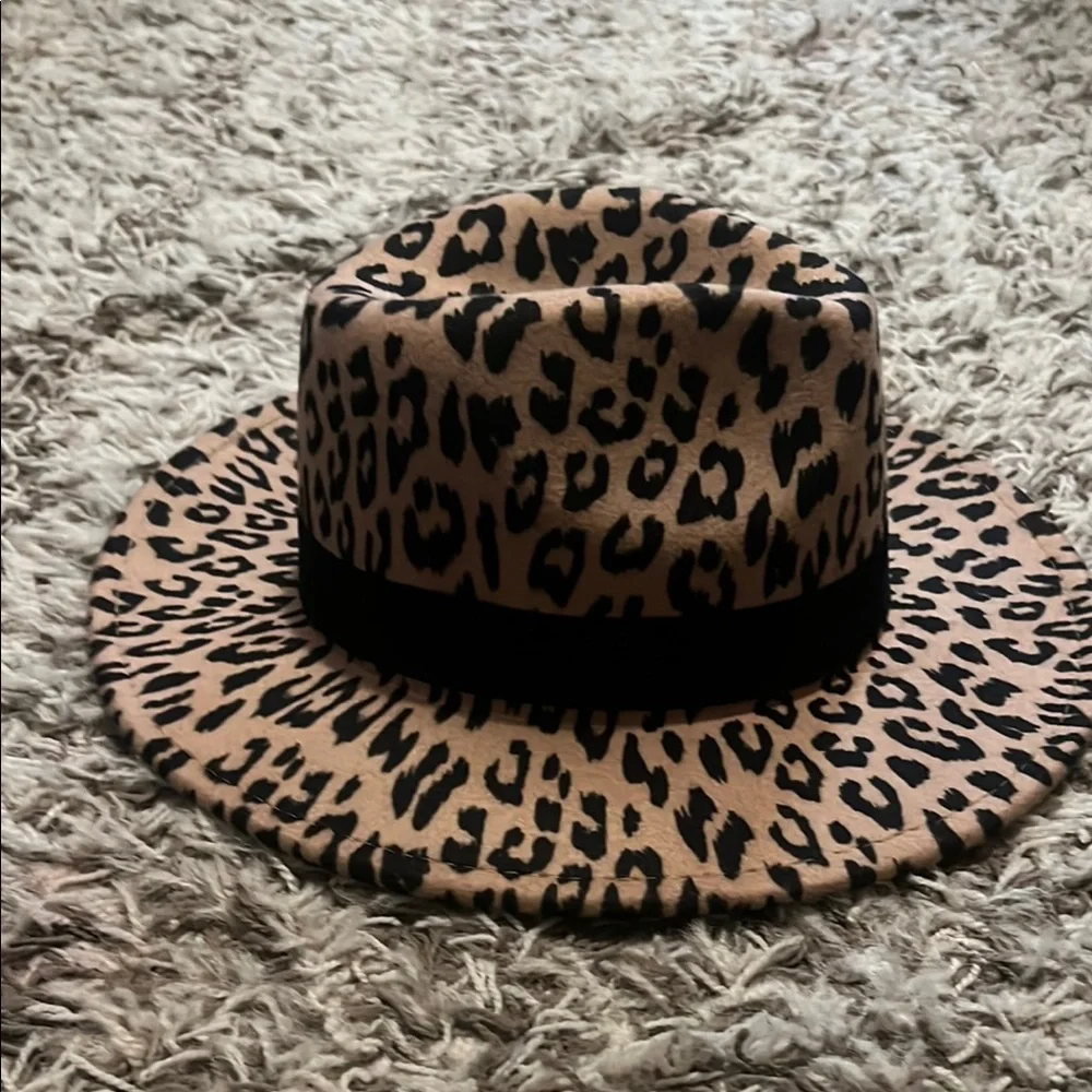 Leopard Print Women's Hat - Picture 2 of 5